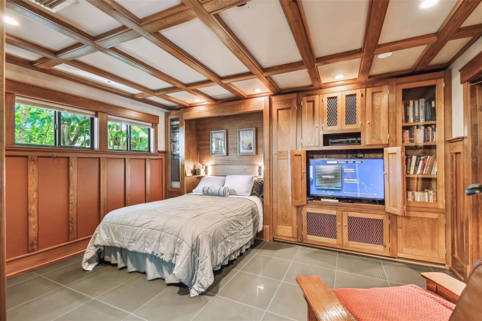 Bedroom 4 (Guest House)