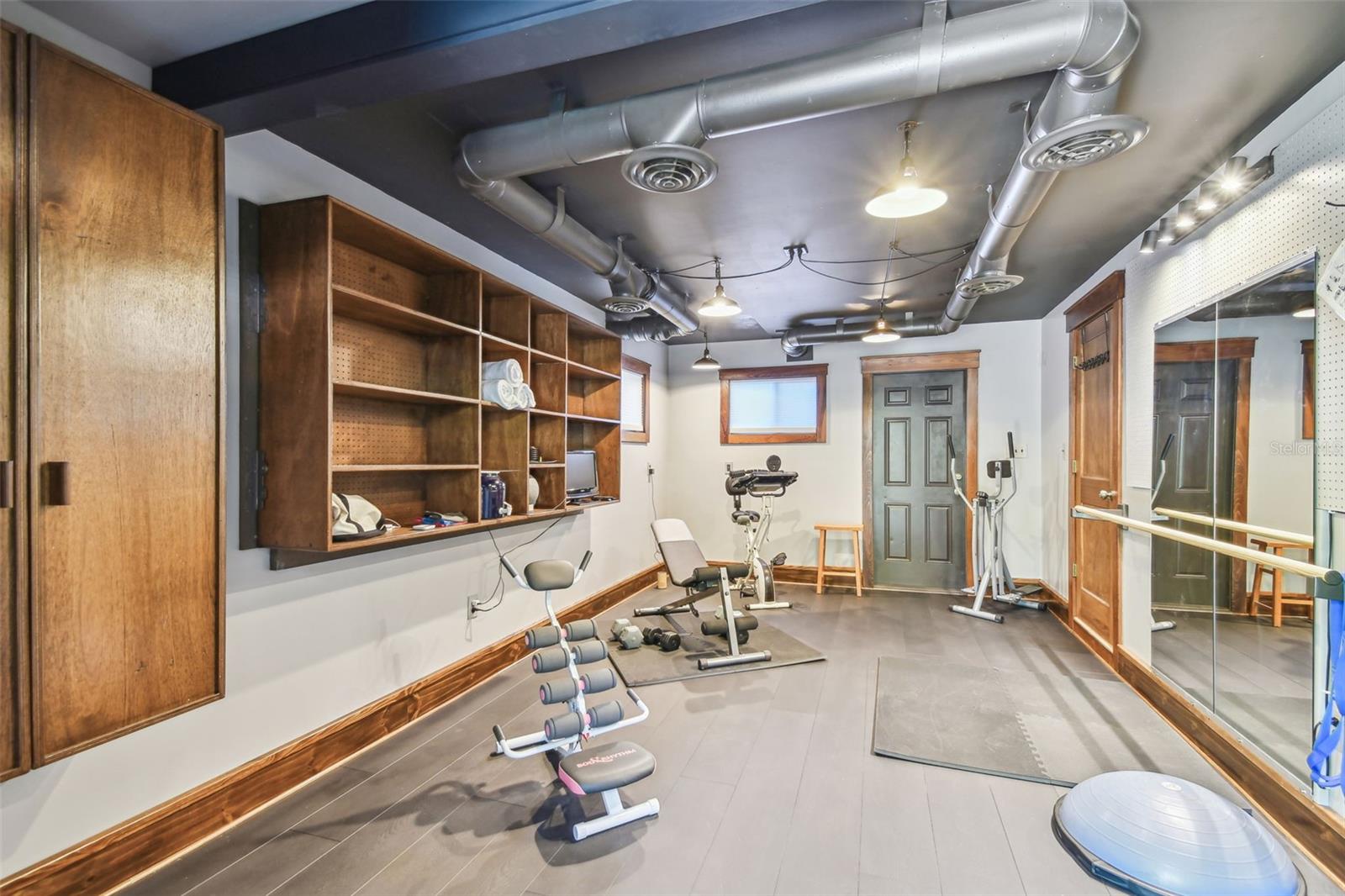 Gym/Workshop/Flex Space (Off Guest House)