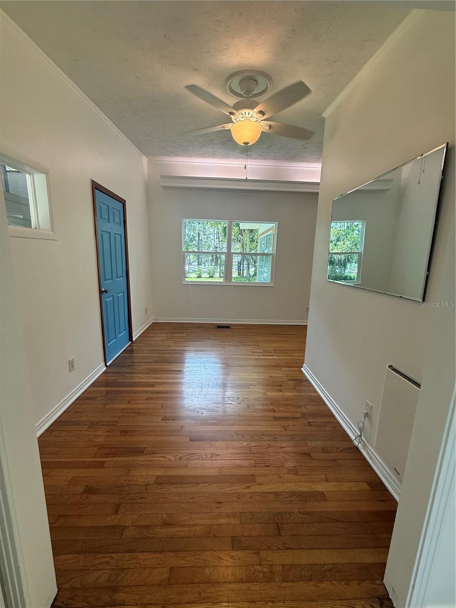 708 dinning room