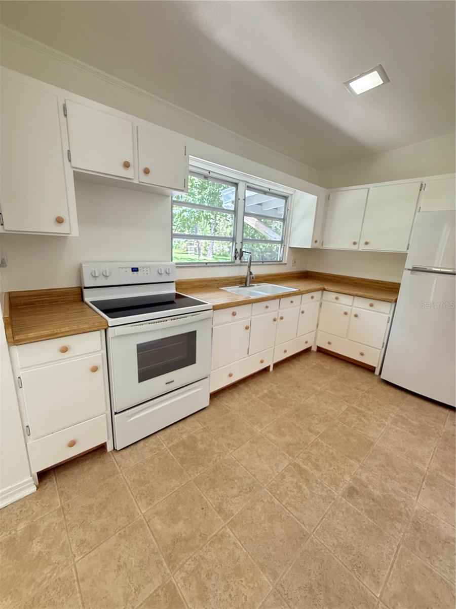 708 kitchen