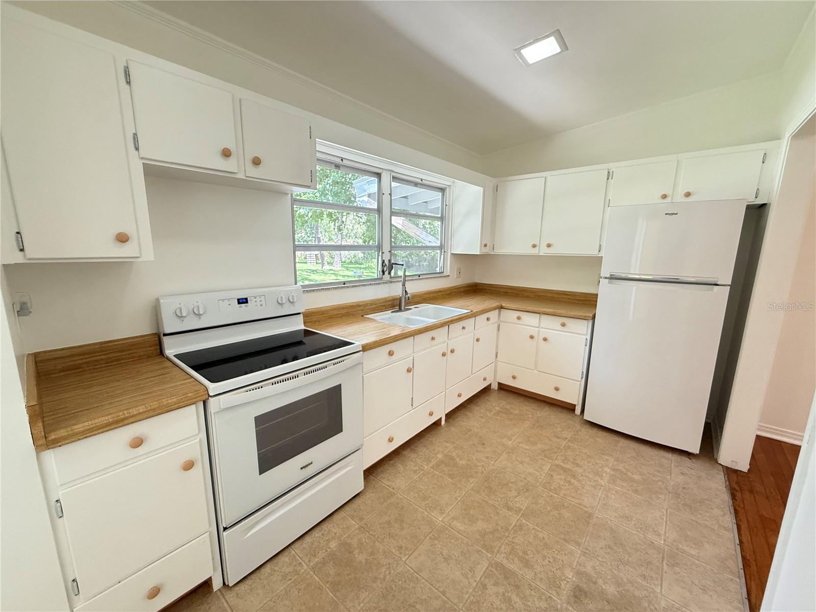 708 kitchen