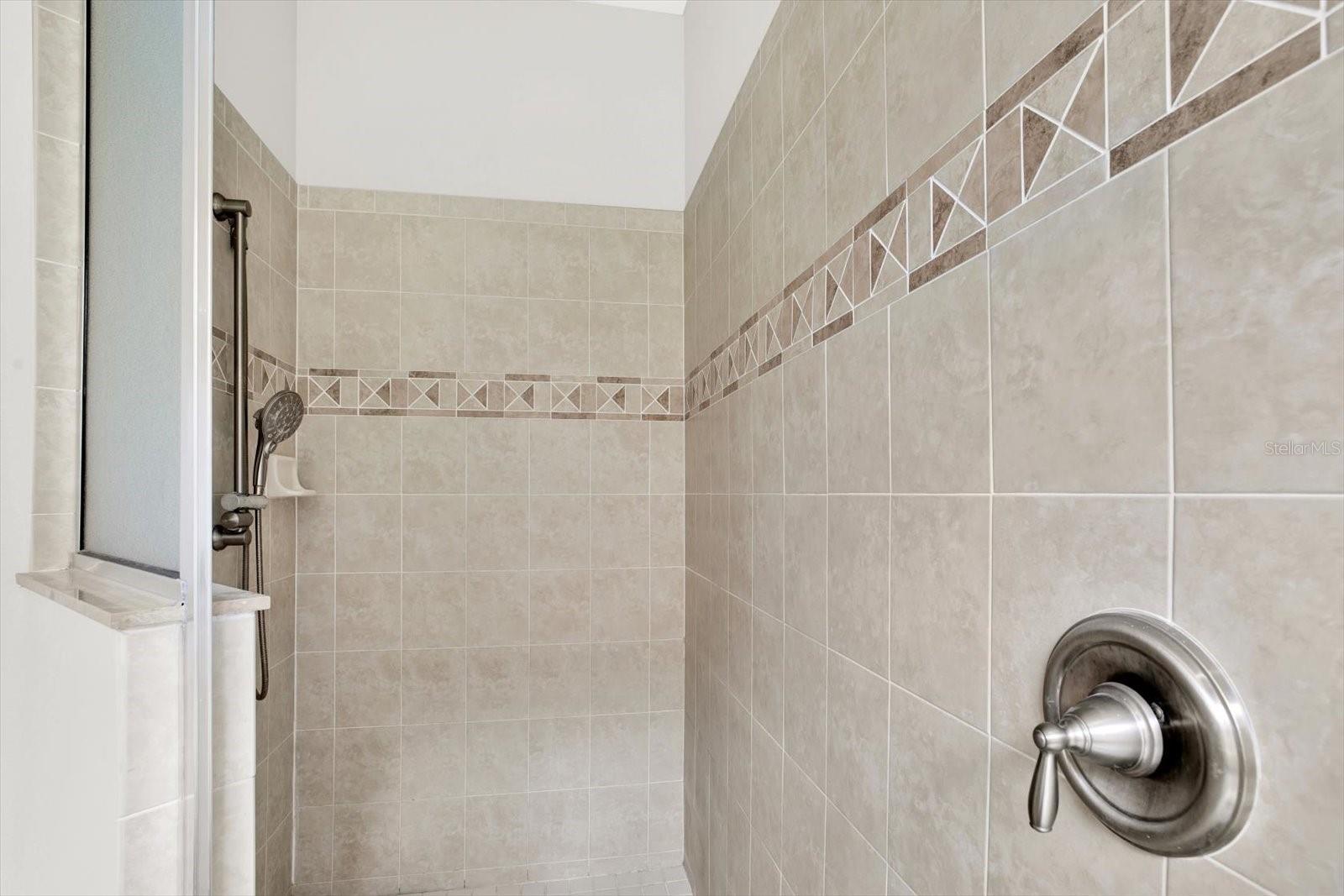 Stand alone shower