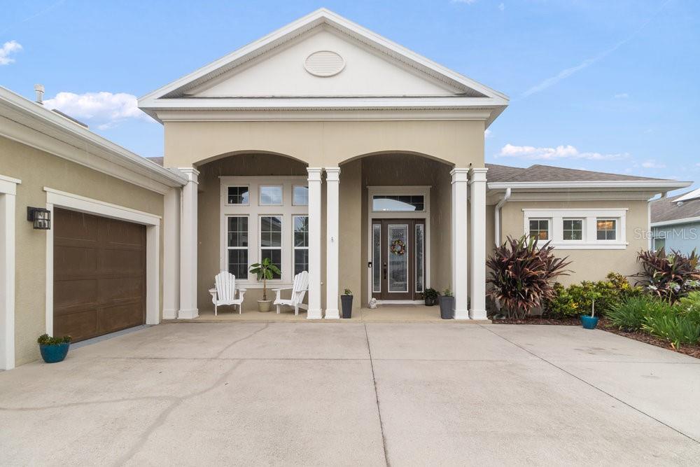 16697 Courtyard Loop