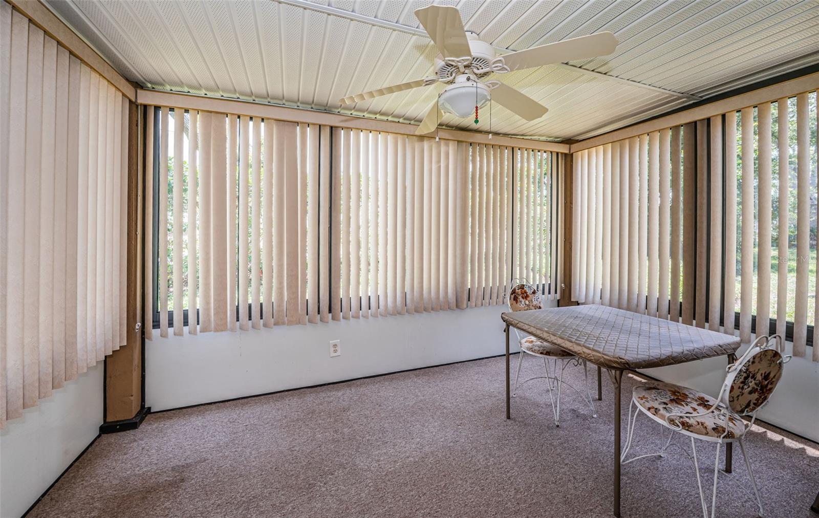 Rear Lanai