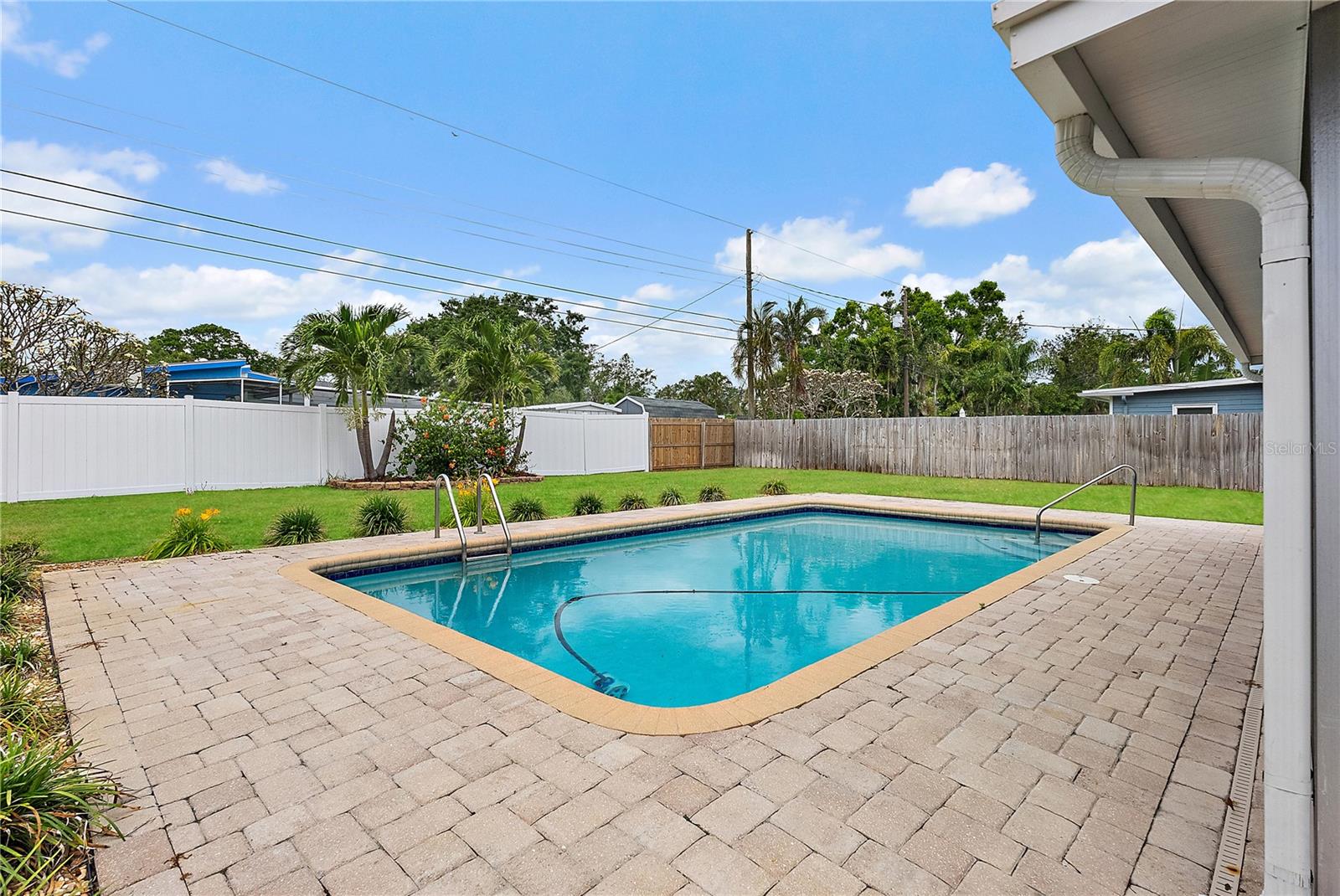 New pool pump