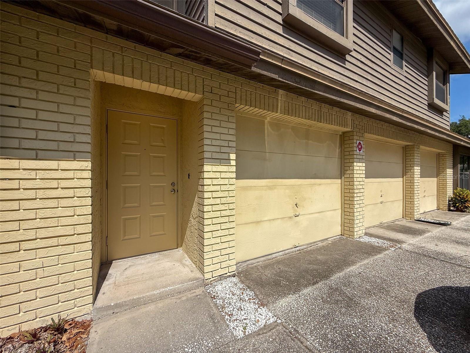 Welcome to 507 E Curlew Place