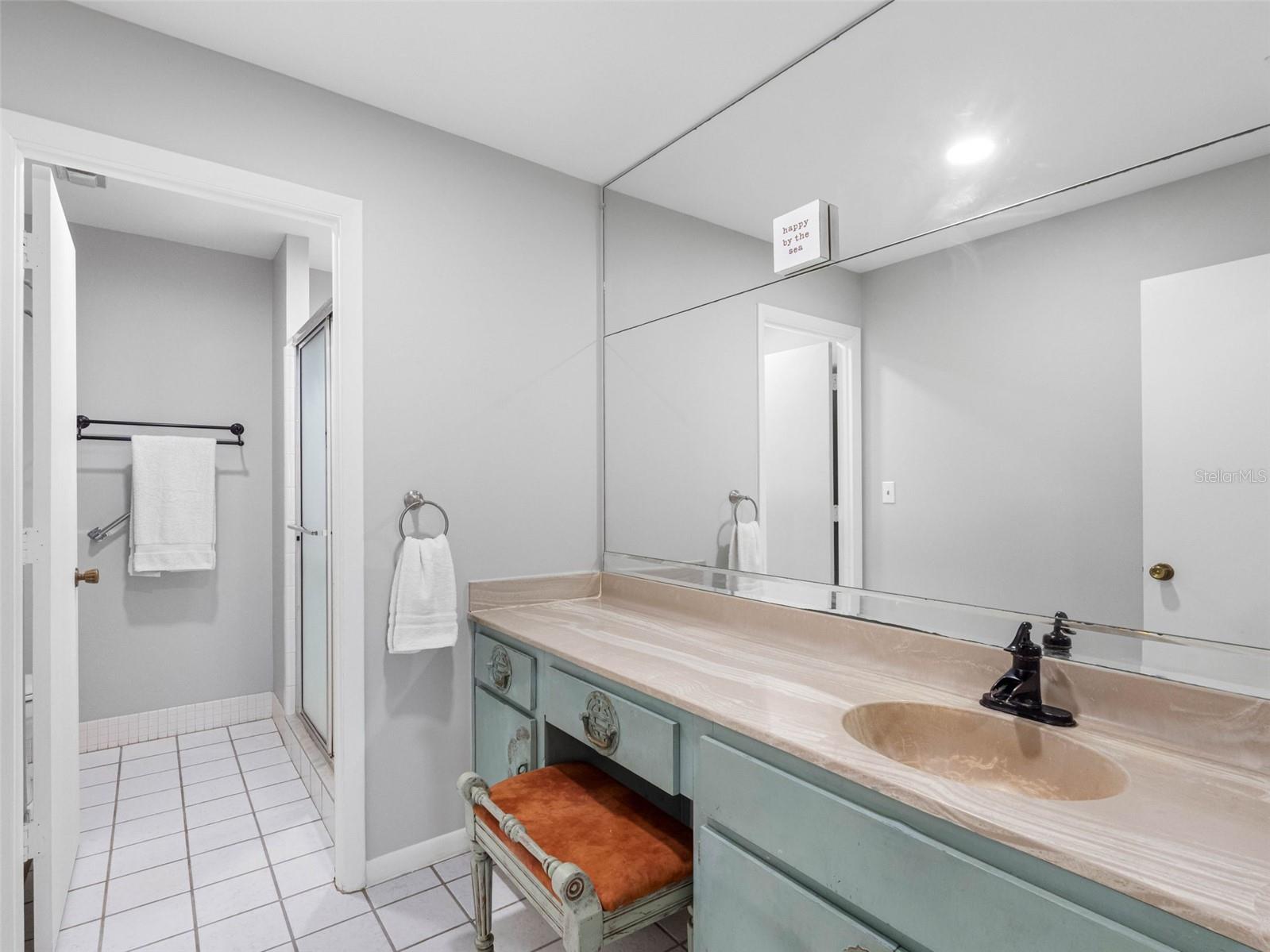 En-suite with make-up vanity