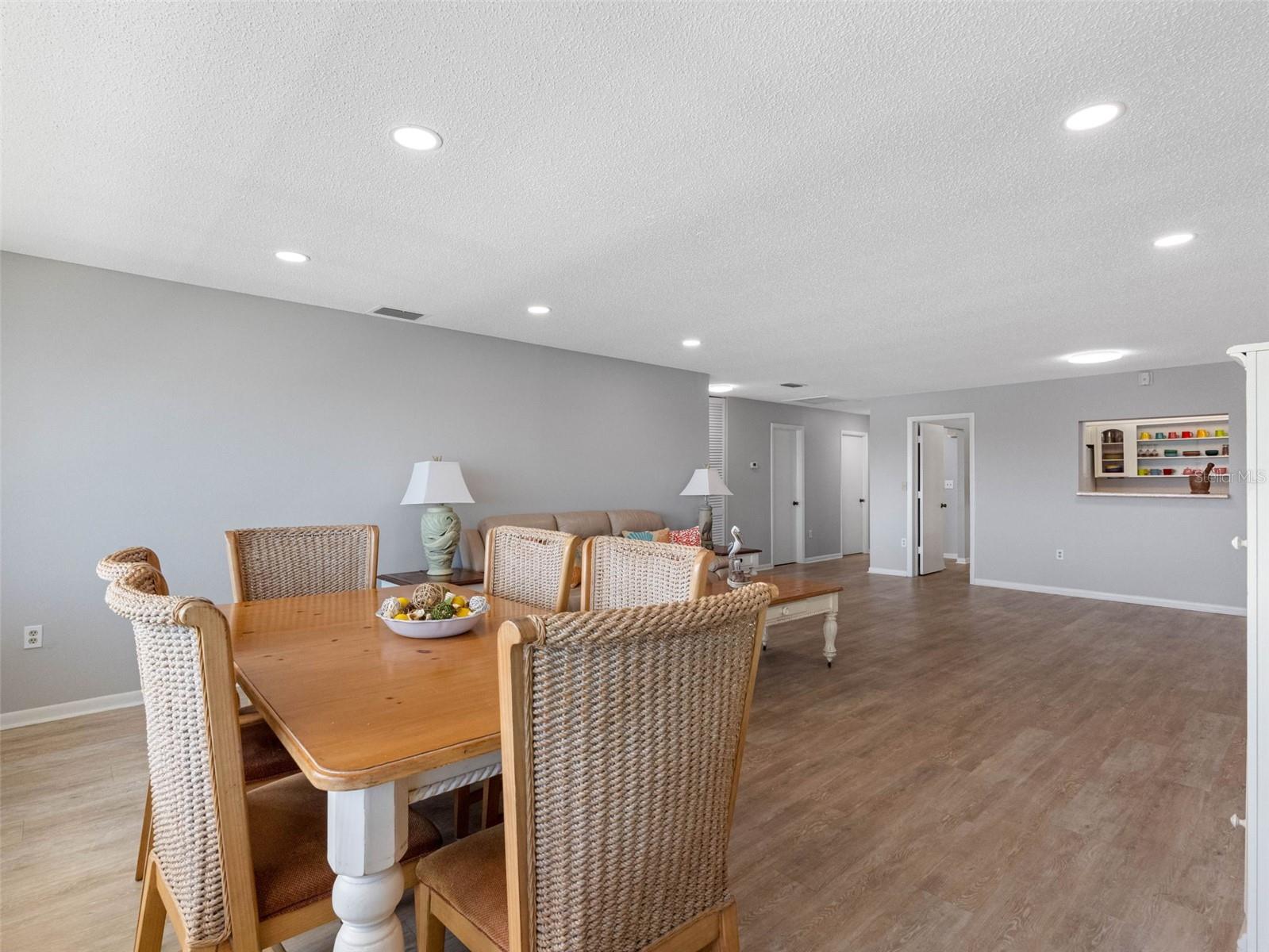 Dining Room/Living Room
