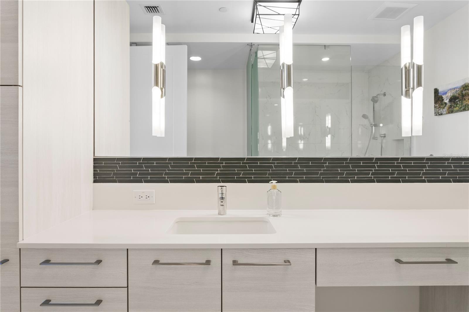 light and bright primary ensuite bathroom