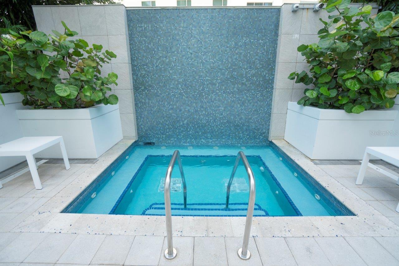 Hot tub
