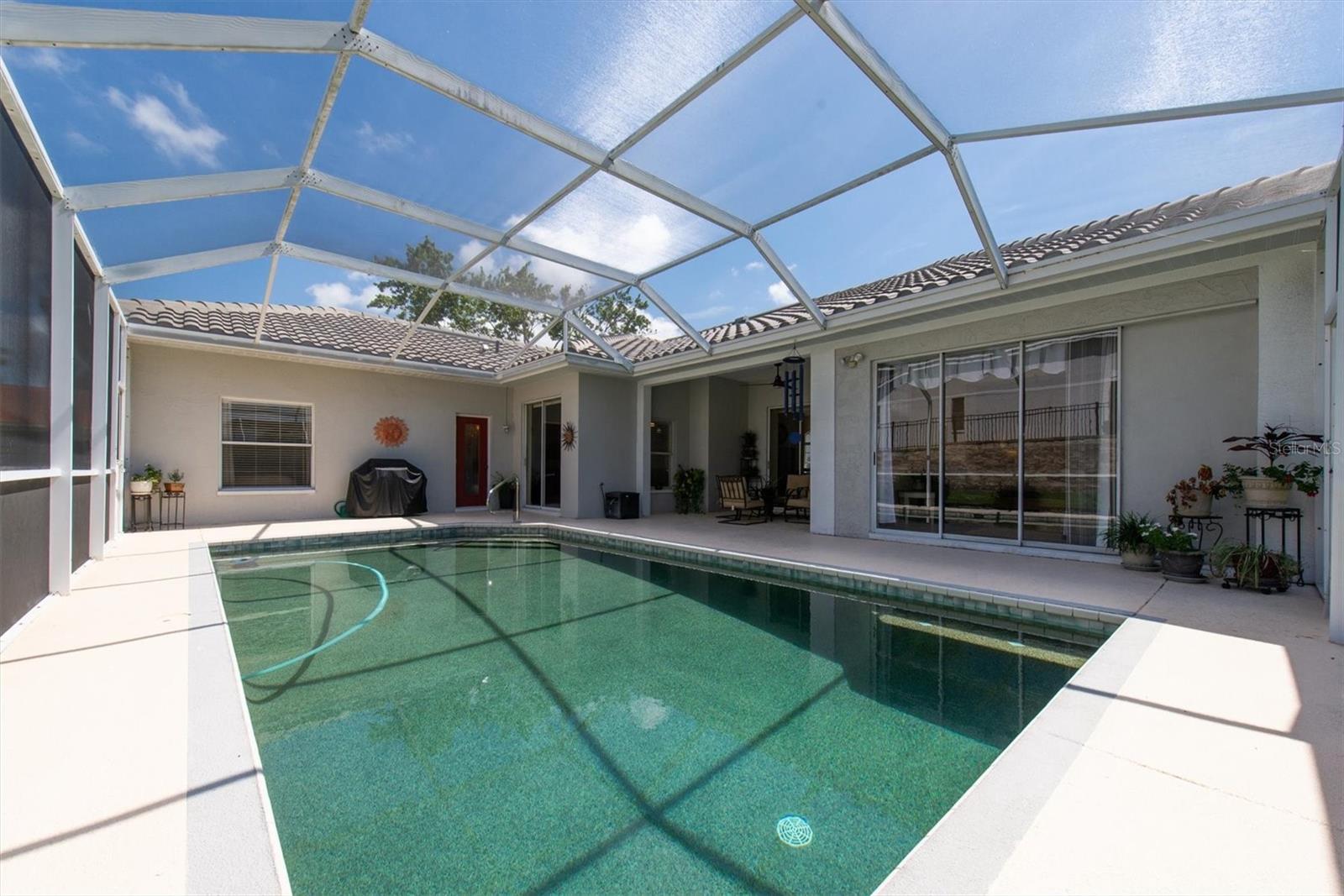 Pool and Lanai