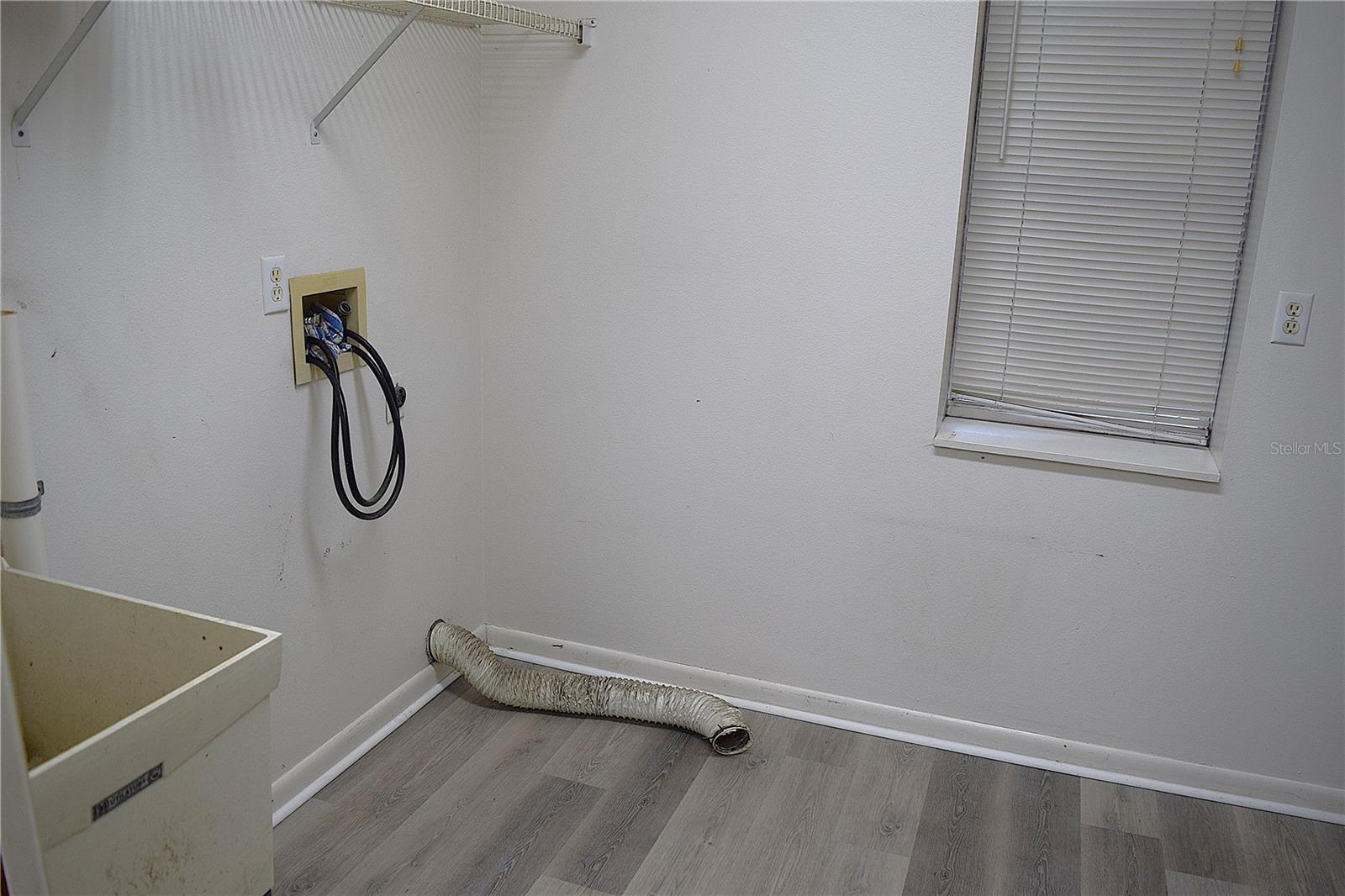 Utility room with w/d hook-ups