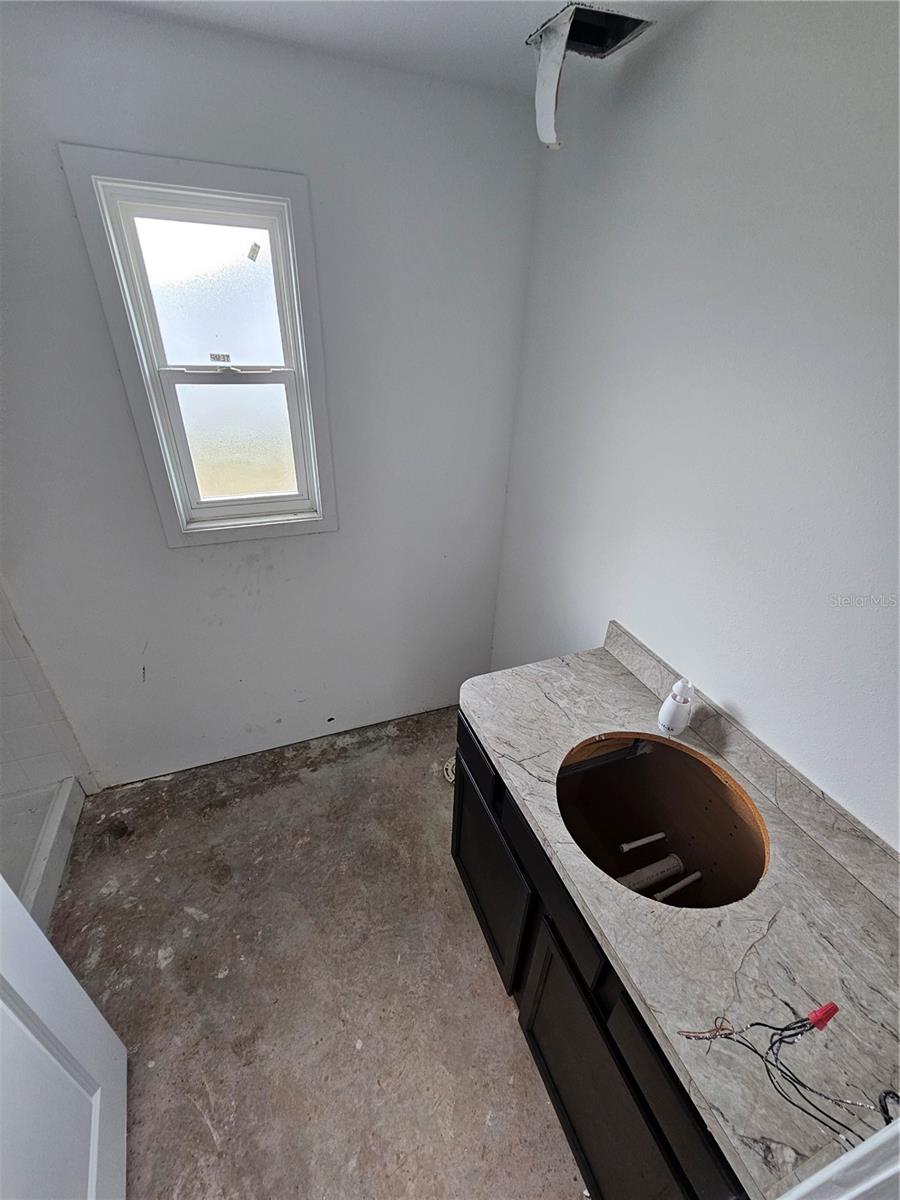 G5097438