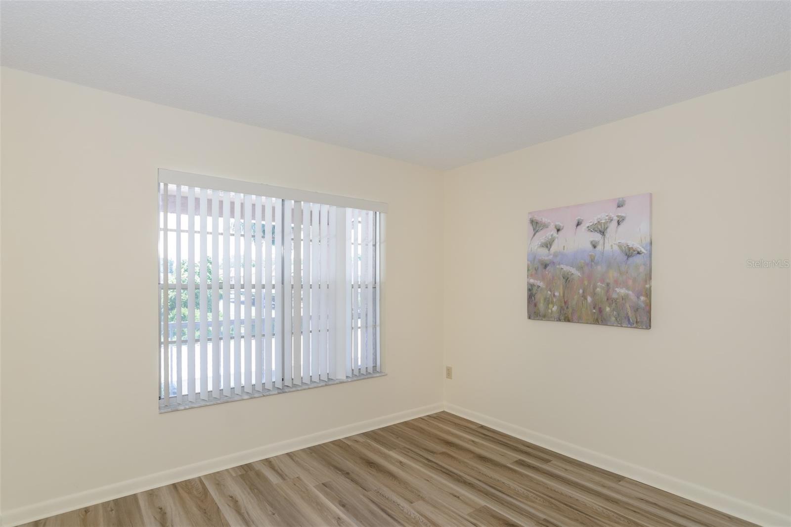 Guest bedroom