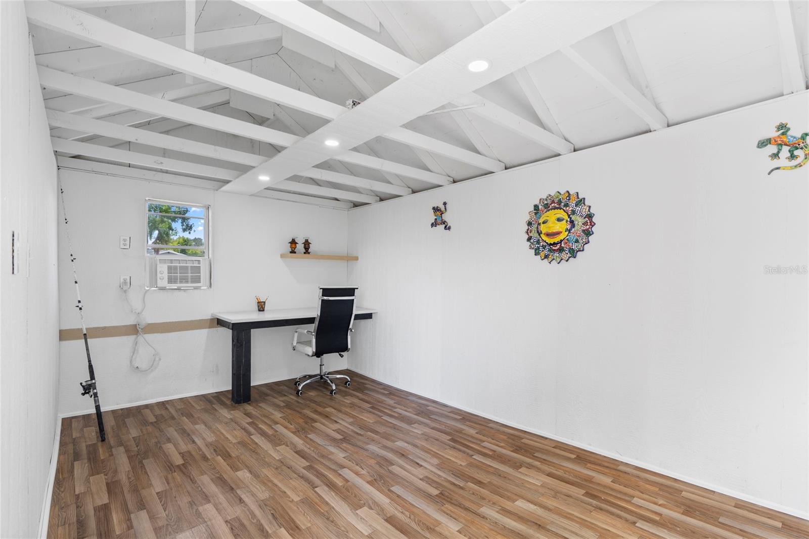 Bonus space! Cozy studio, or office complete with AC and elecricity!