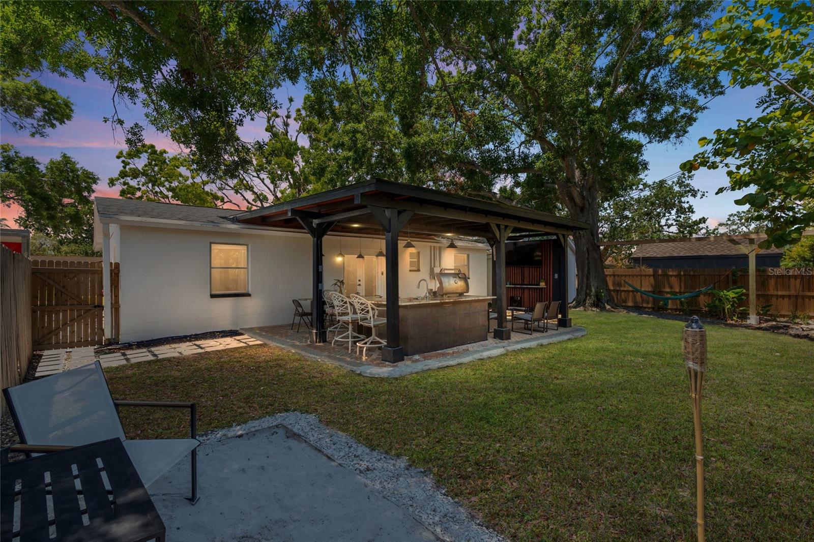 Backyard Entertainment Oasis
