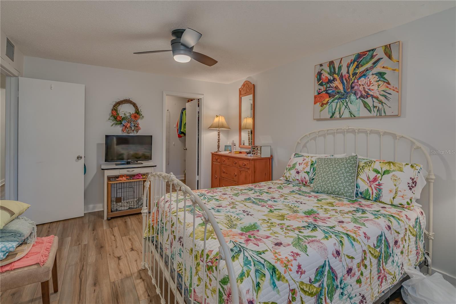 Large walk in closet-Master Bedroom