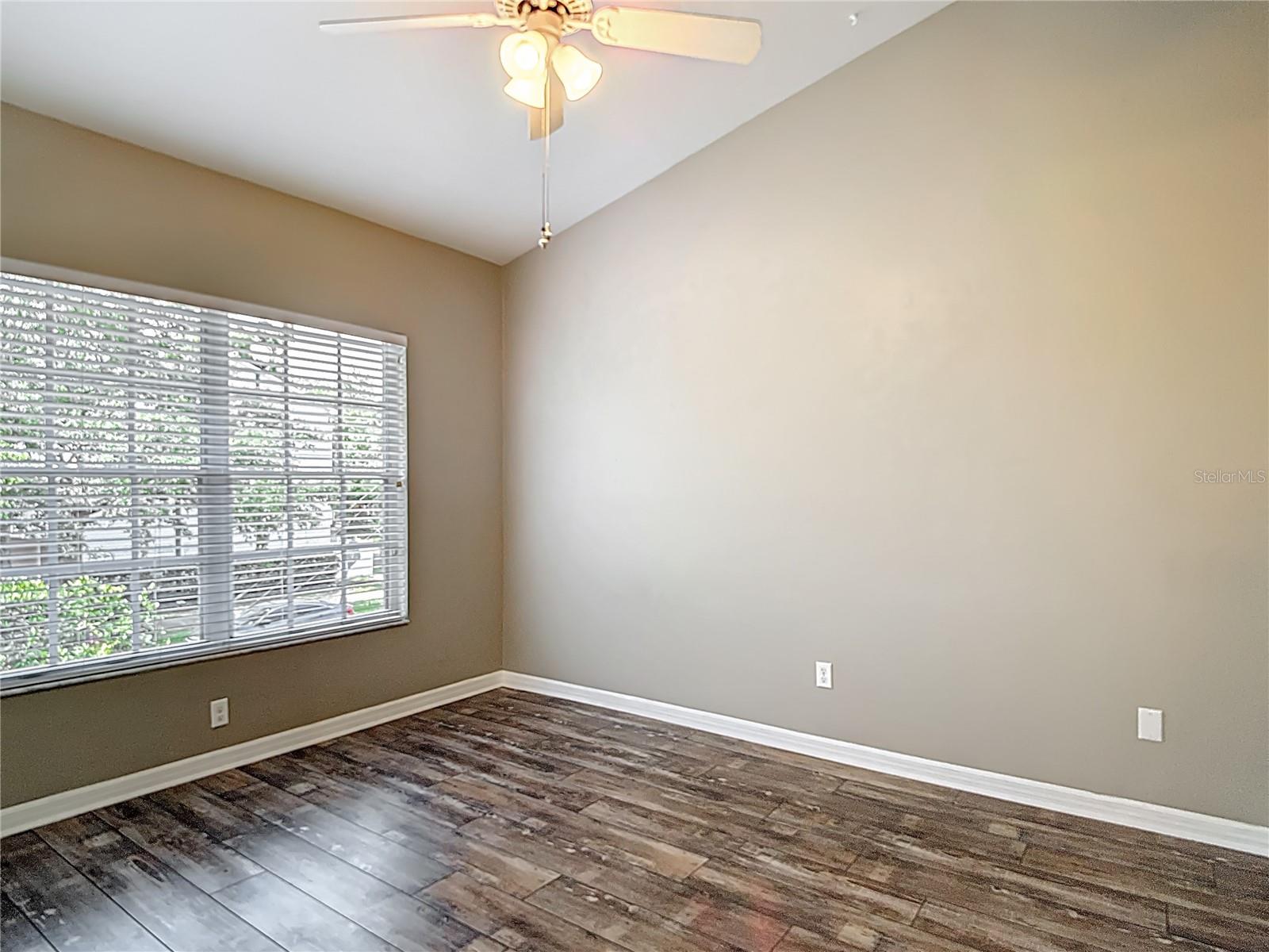 UPSTAIRS 2ND BEDROOM