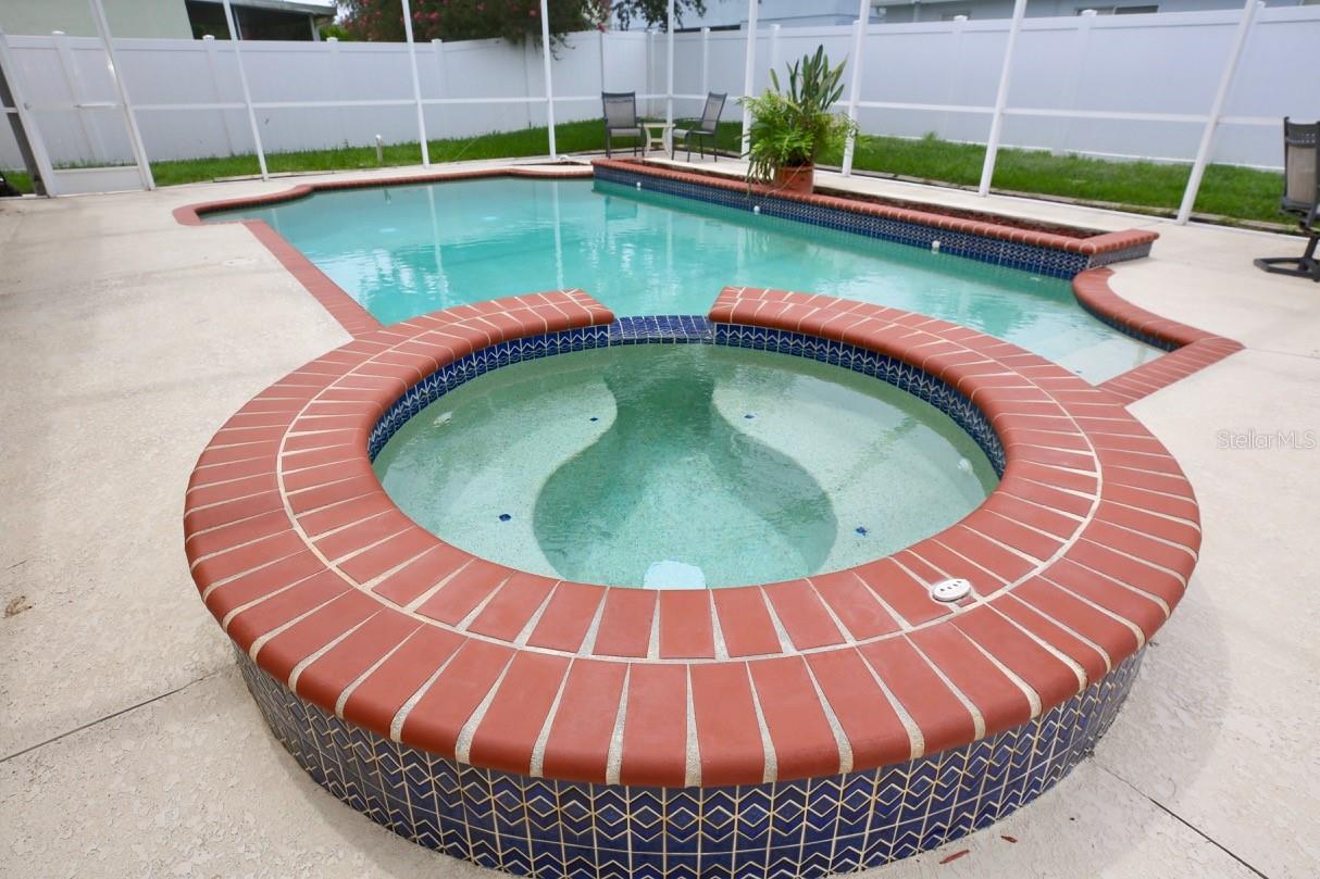 private pool/spa