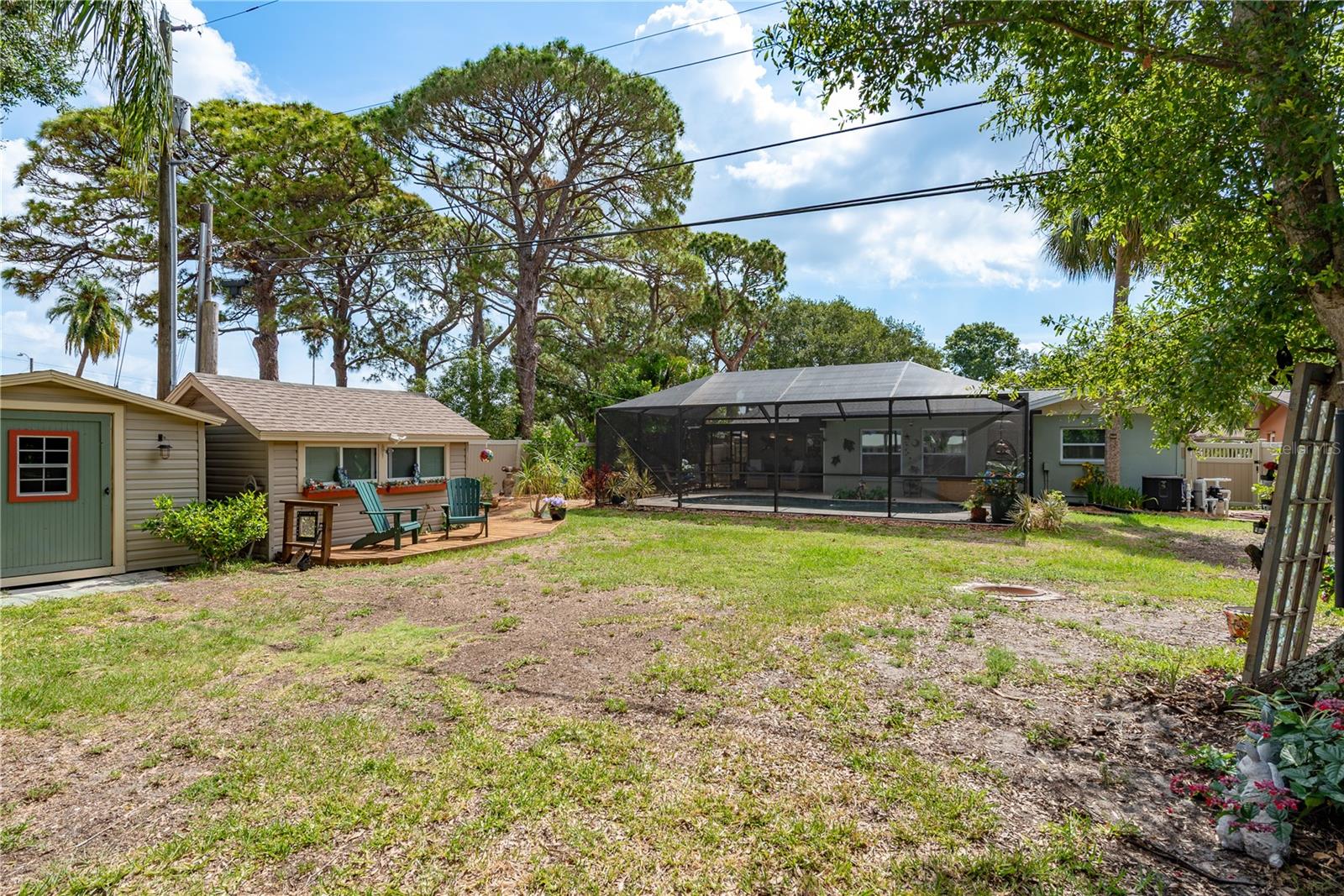 TB8389321