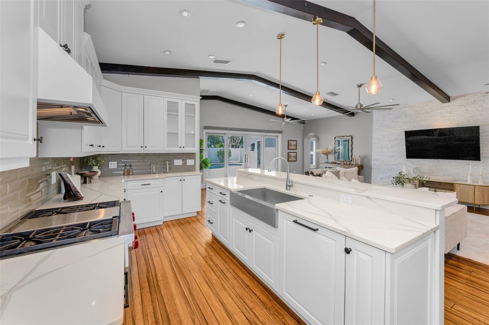 Counter space galore...