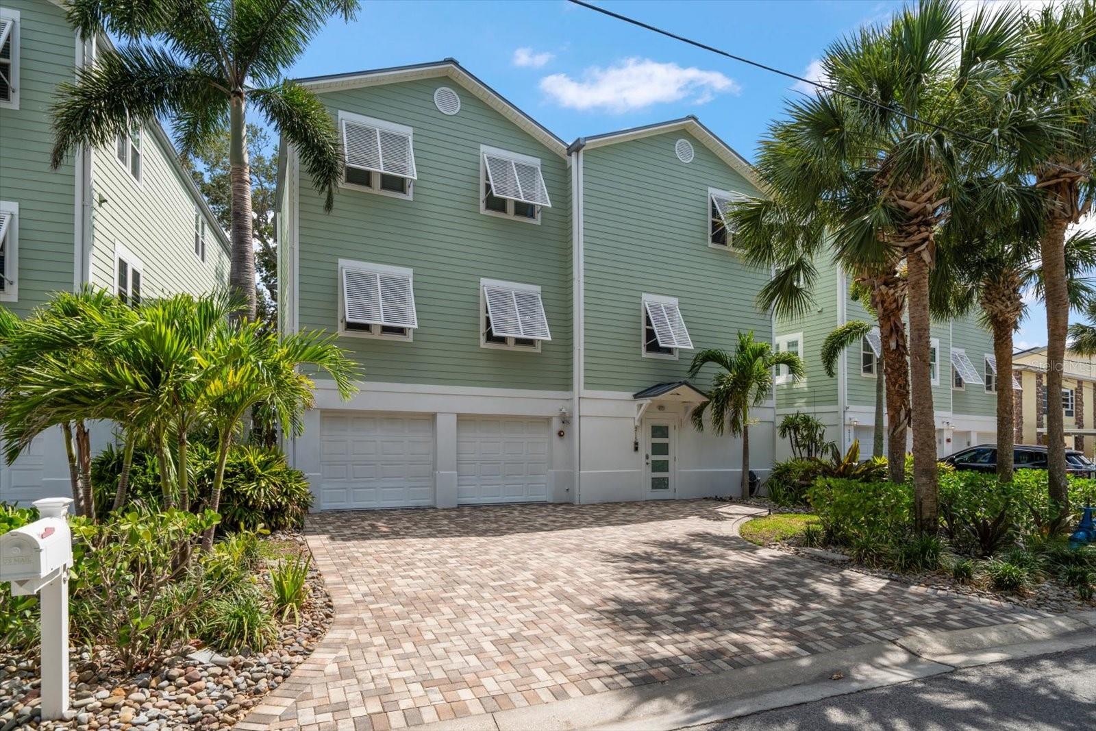 Located within a small intimate enclave of only 7 properties, this freestanding building has loads of privacy with no shared common walls! Feels like living in a single family home yet all the benefits of a maintence free community