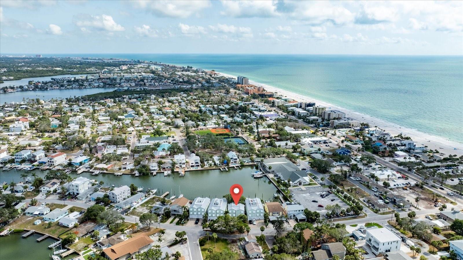 Gorgeous beaches and intracoastal!