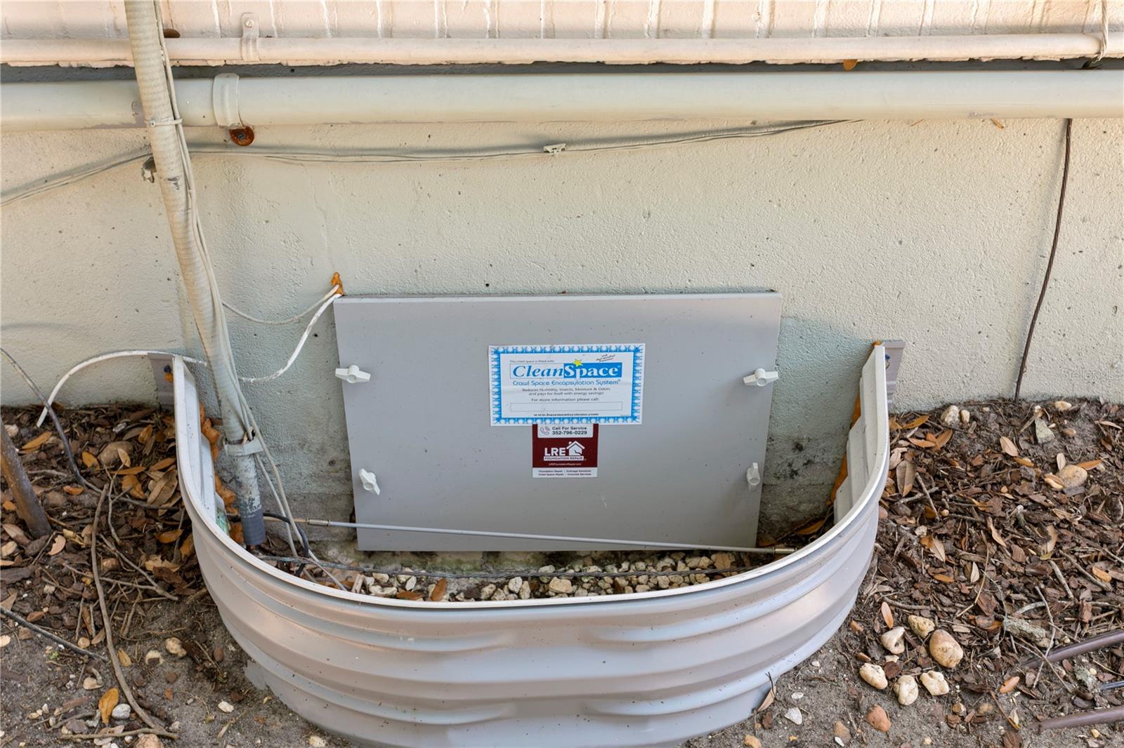 Crawlspace encapsulation