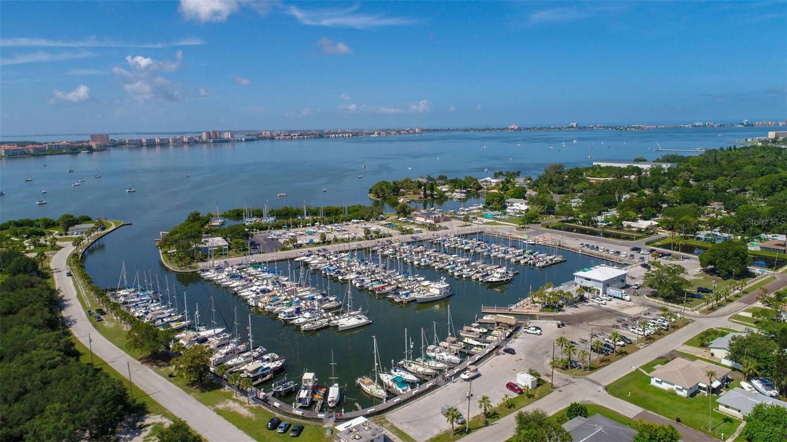 3 blocks to the Gulfport Marina