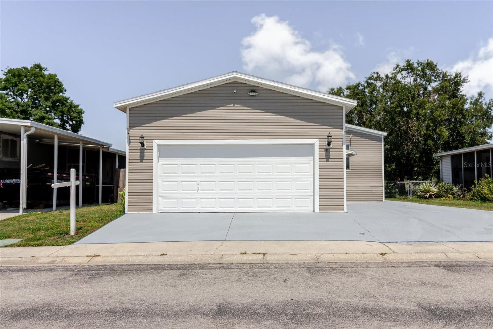 Exterior 8471 Fantasia Park Way