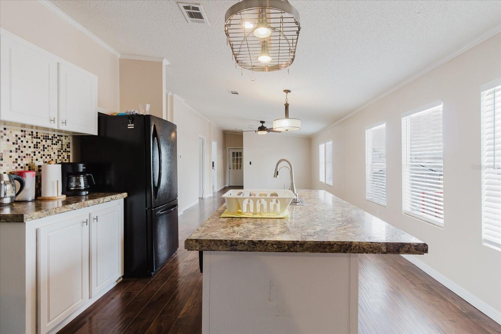 KITCHEN LOOKING TOWARD DINING