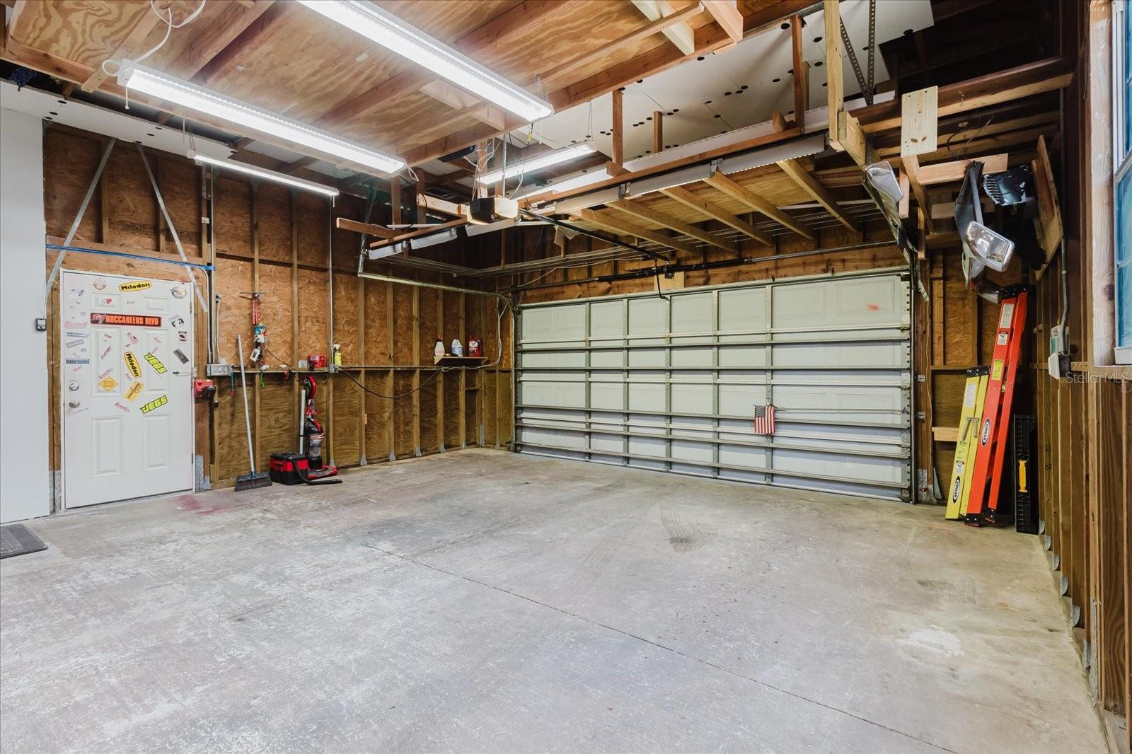 MANCAVE/GARAGE