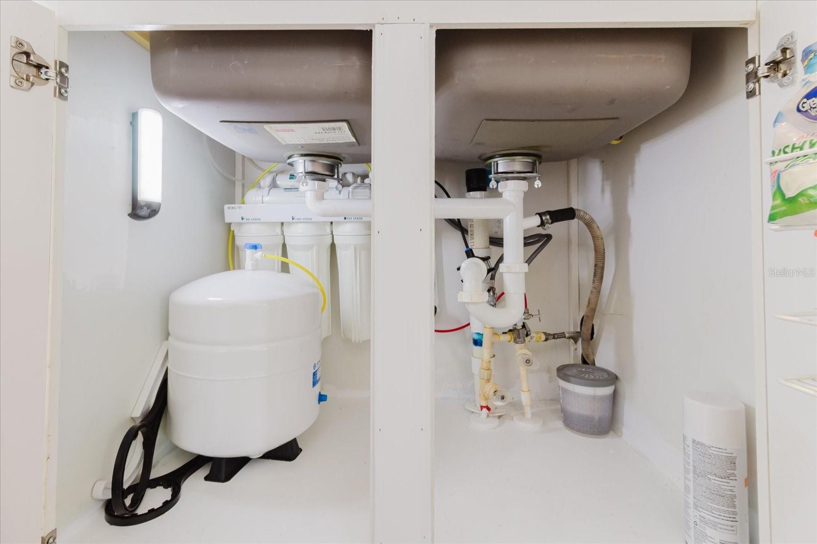 REVERSE OSMOSIS WATER SYSTEM
