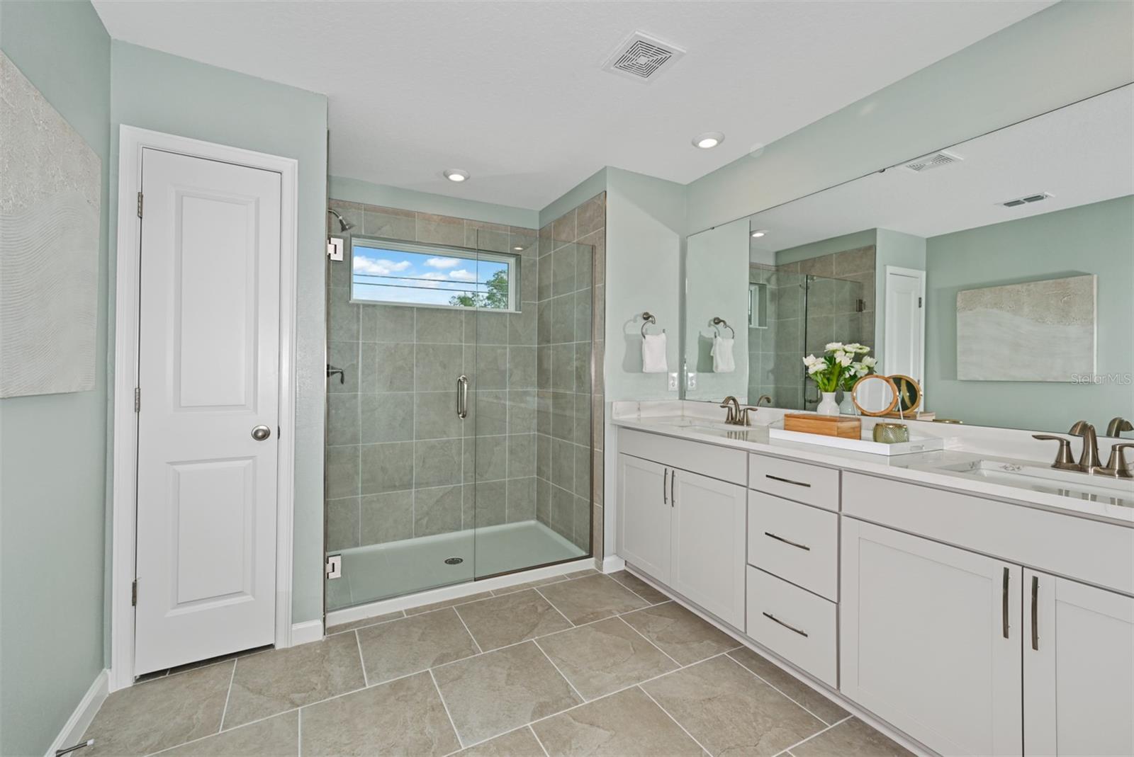 Model Owner's Bath