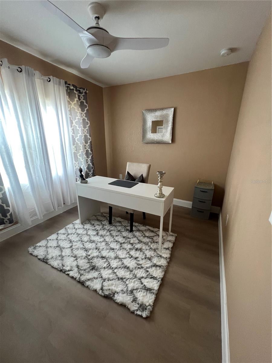 2nd Bedroom/office