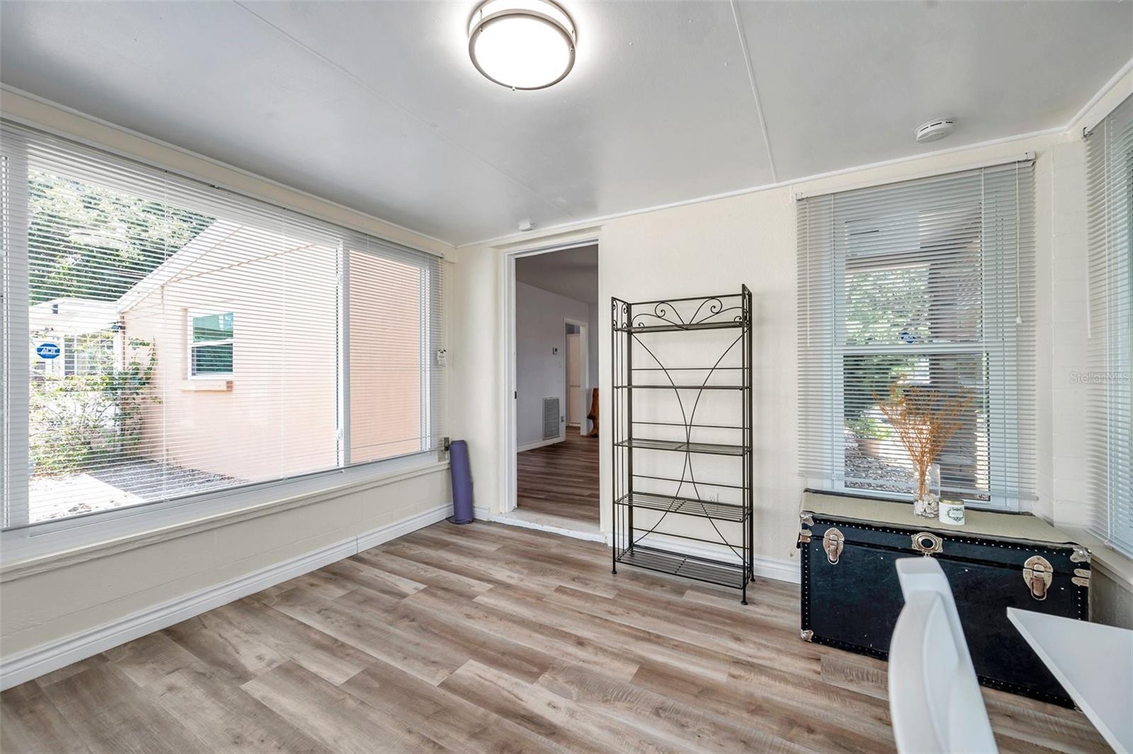 Bonus Room/Office/Studio