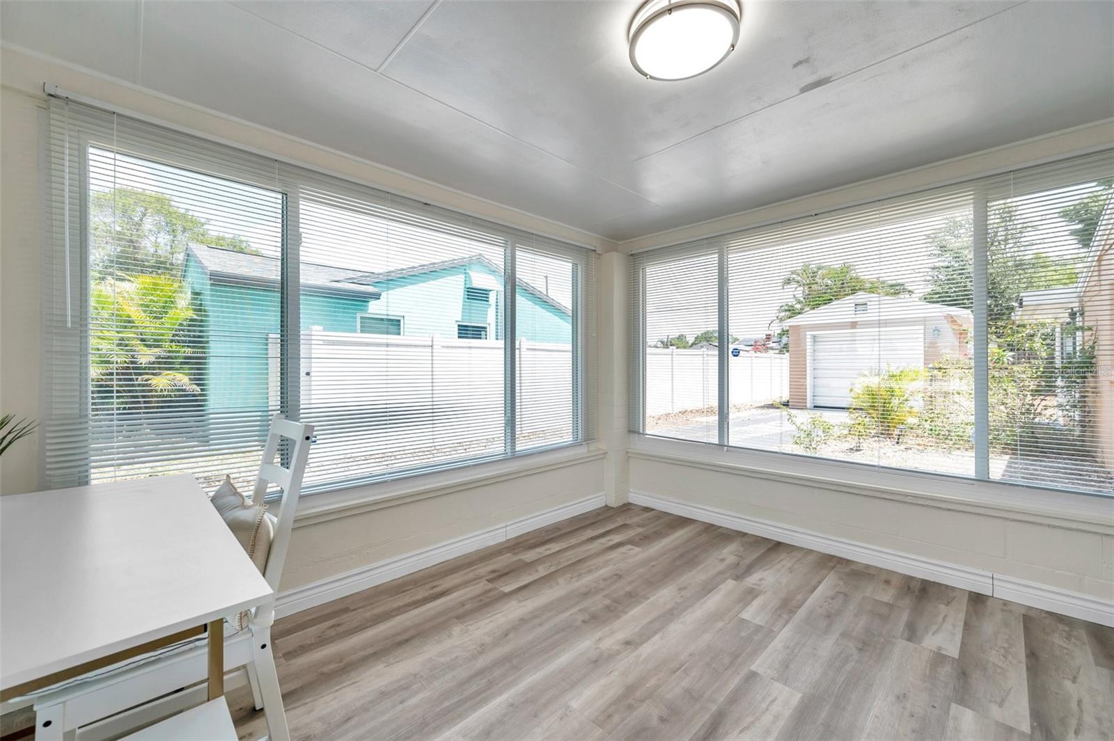 Bonus Room/Office/Studio