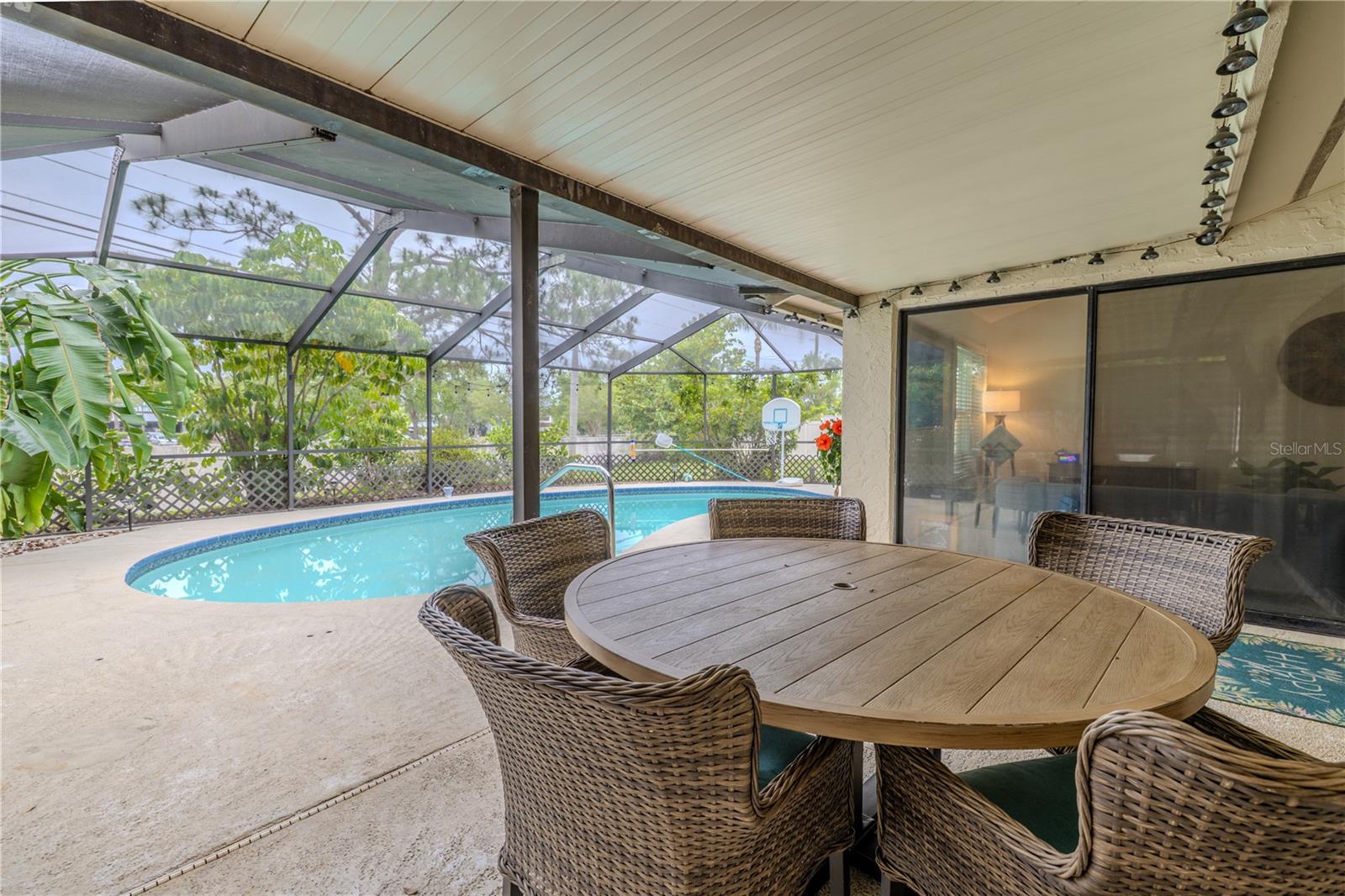 Covered Patio on the Lani