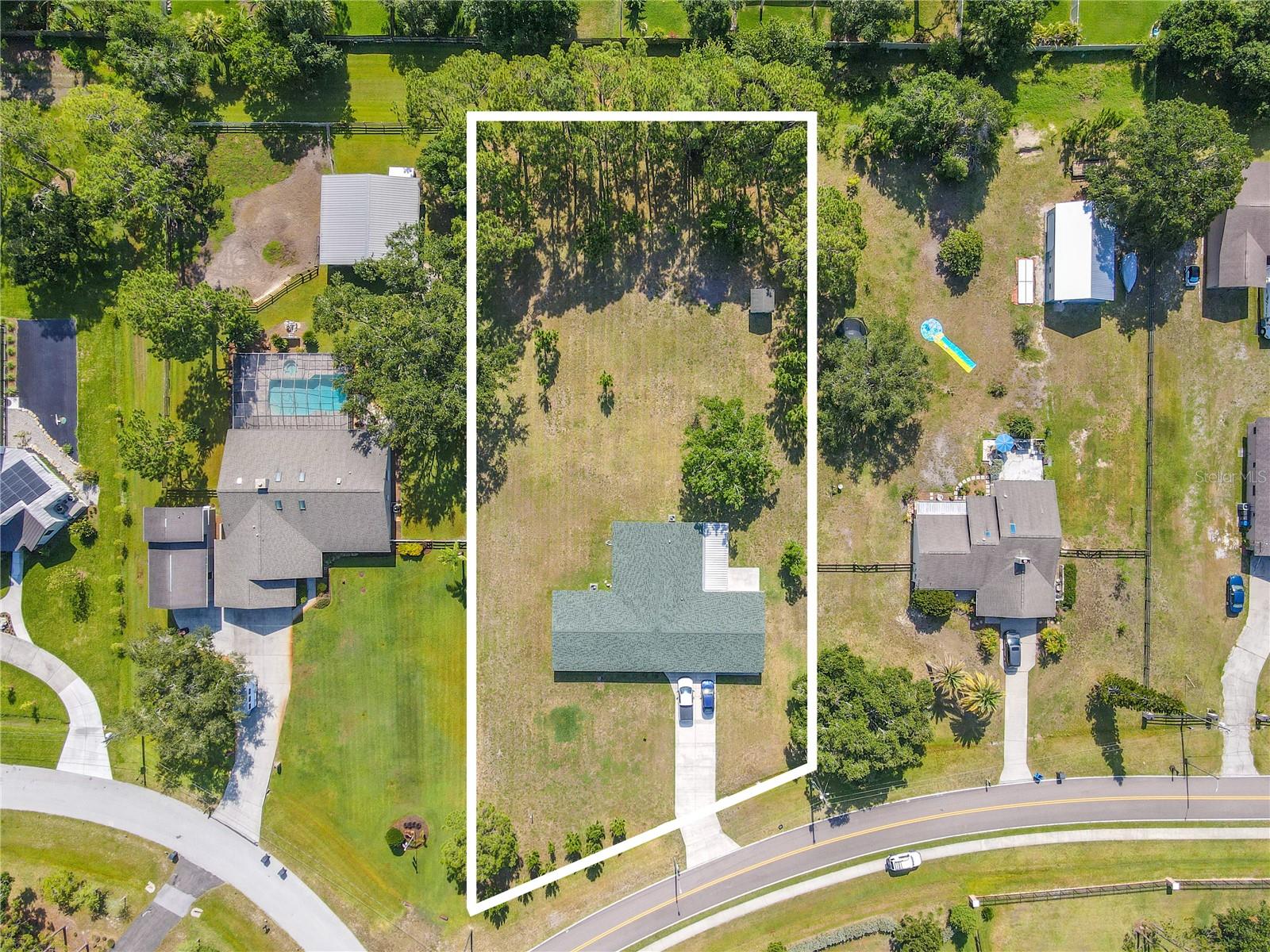 Bring your vision—this home is move-in ready, but offers the freedom to truly make it your own. Whether you're looking to homestead, expand, or just enjoy wide open space in a quiet setting, this one checks all the boxes.