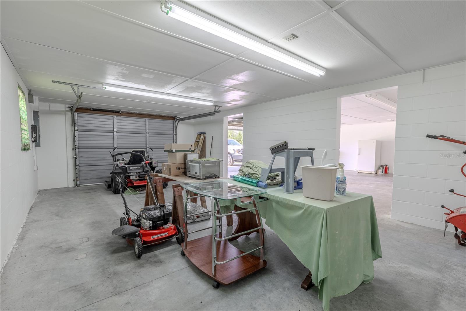 Tandem 2 car garage