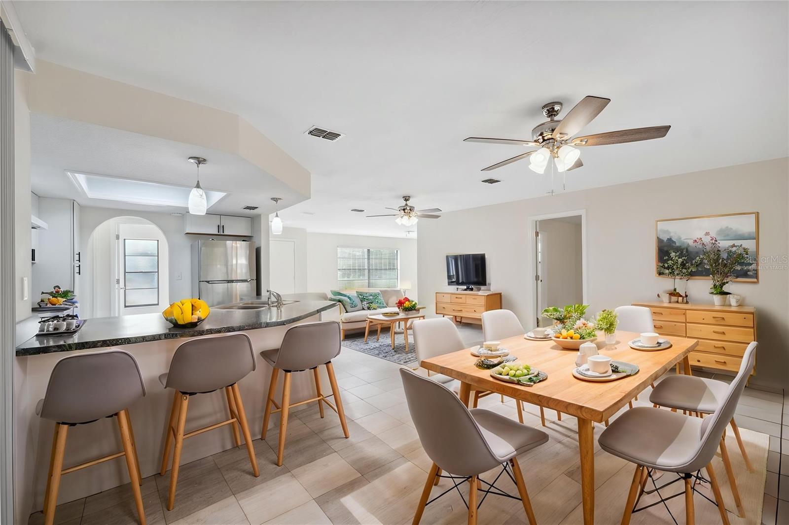 Dining/Kitchen  (Virtually Staged)