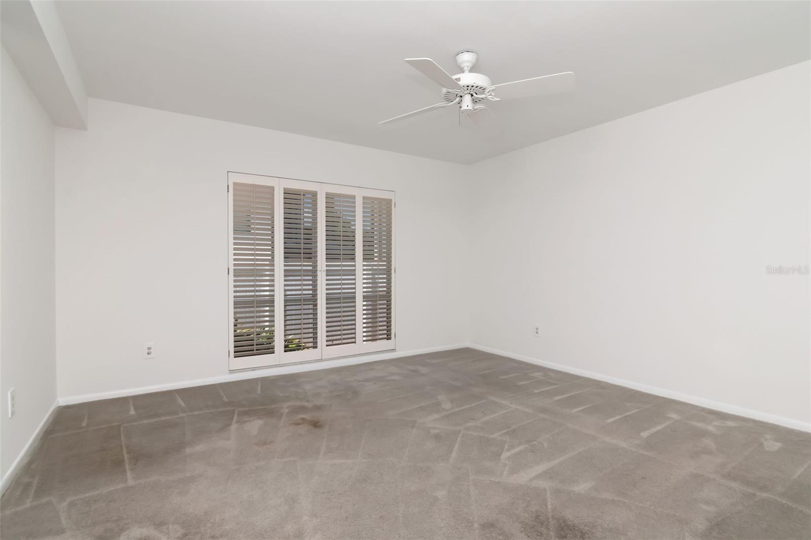 FIRST FLOOR PRIMARY BEDROOM