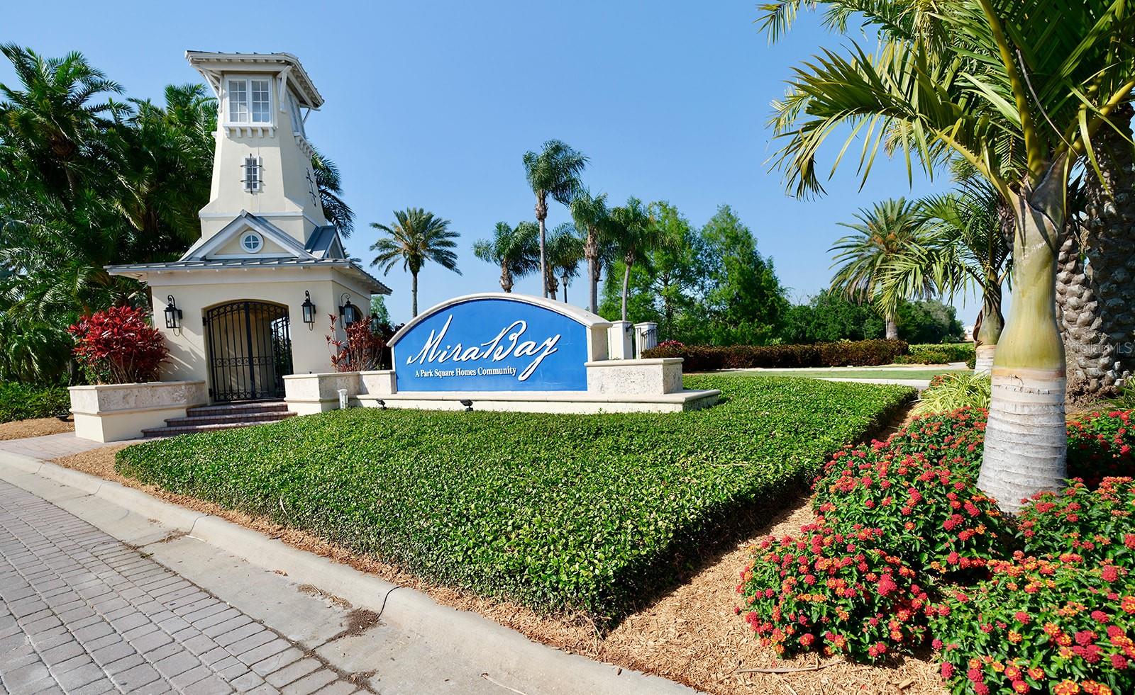 US 41 Mirabay Entrance