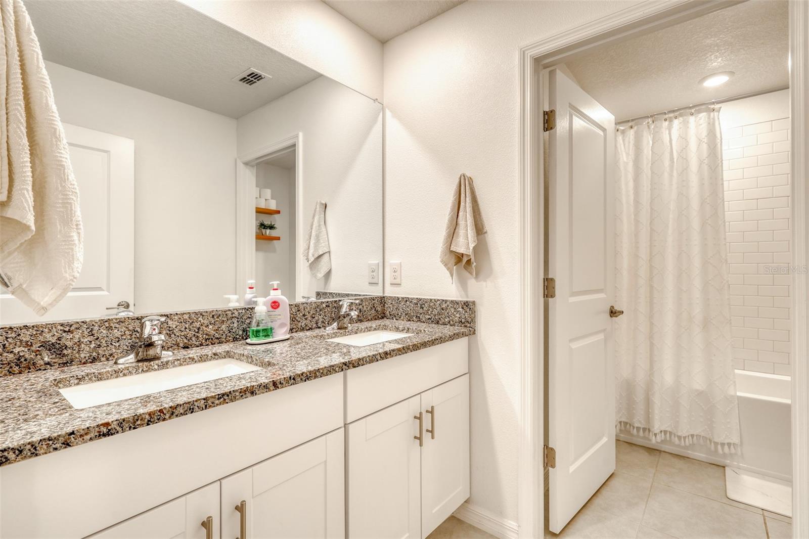 111 Rain Lily Ave, Spring Hill, FL