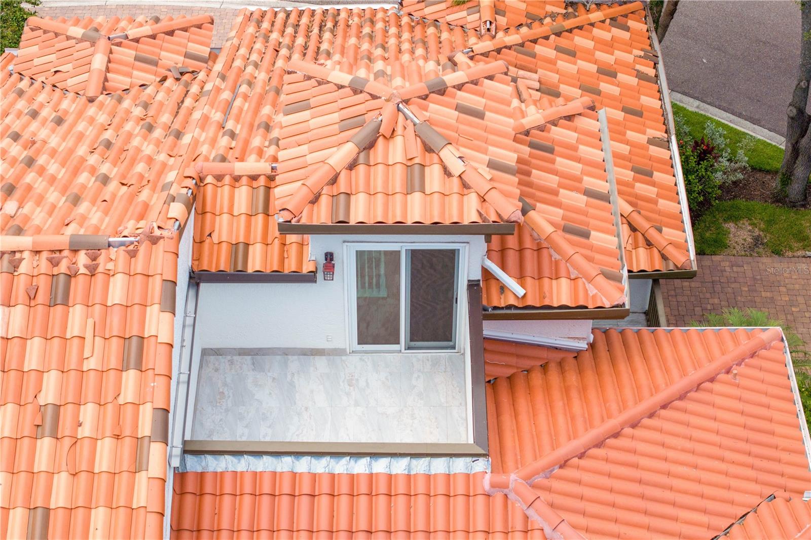 Birds eye view of the rooftop deck.