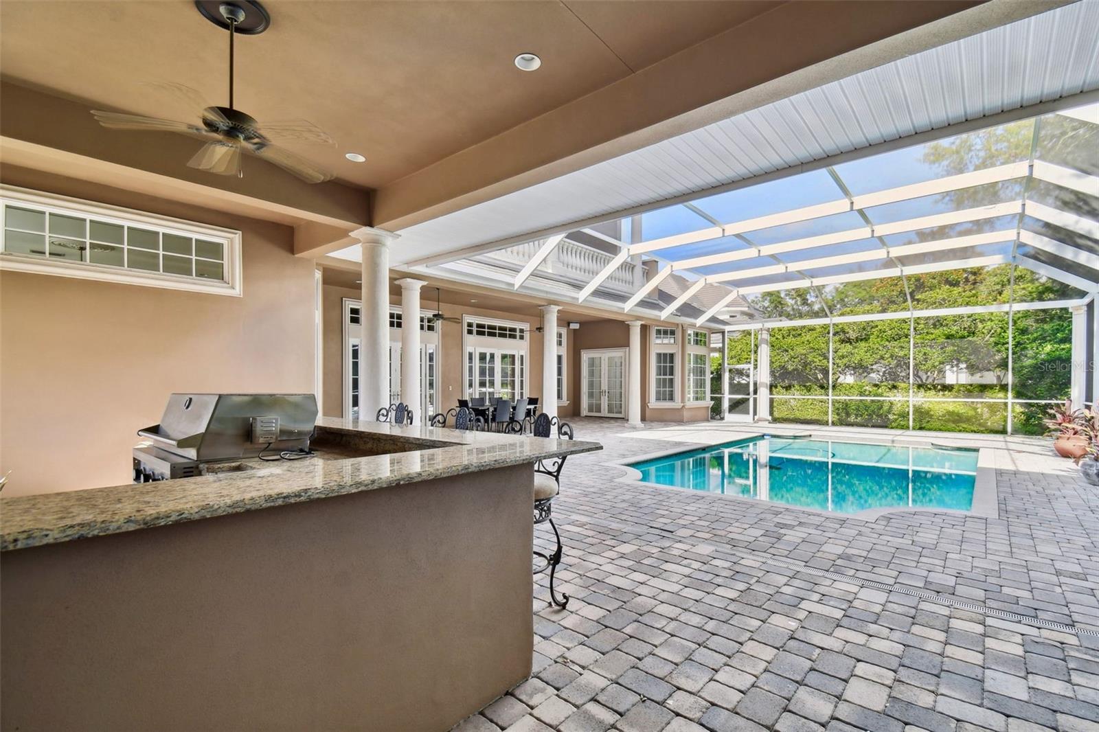 Outdoor Kitchen