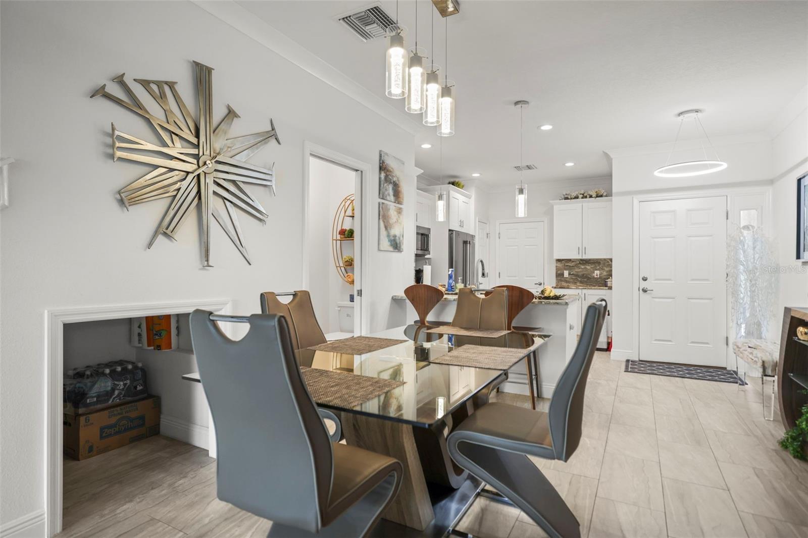 Dining area with storage nook