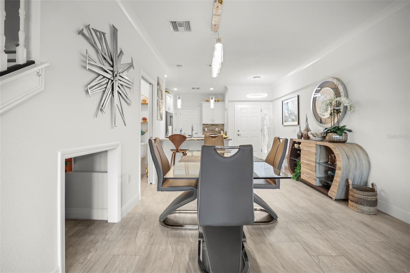 Dining area with storage nook