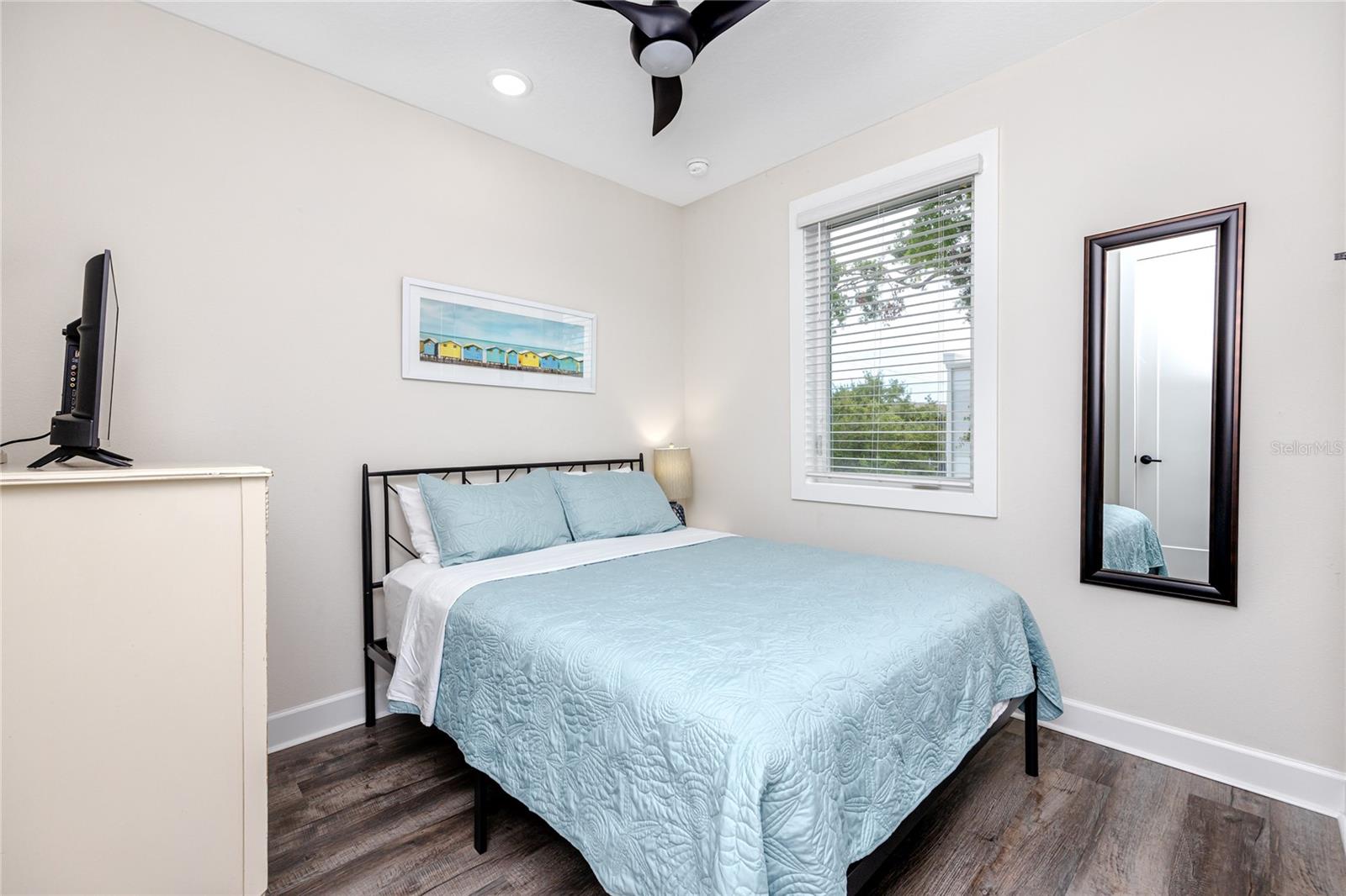 Guest bedroom