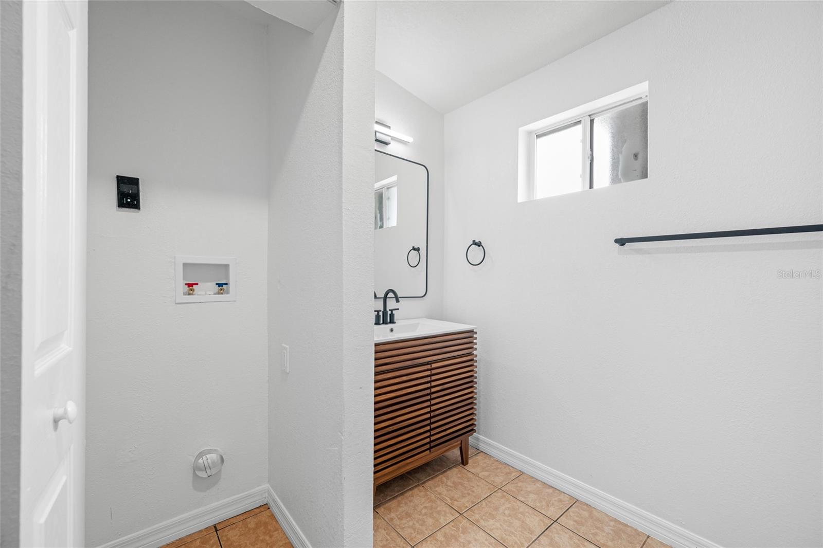 Duplex Bath